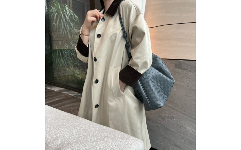 Woven tote bag